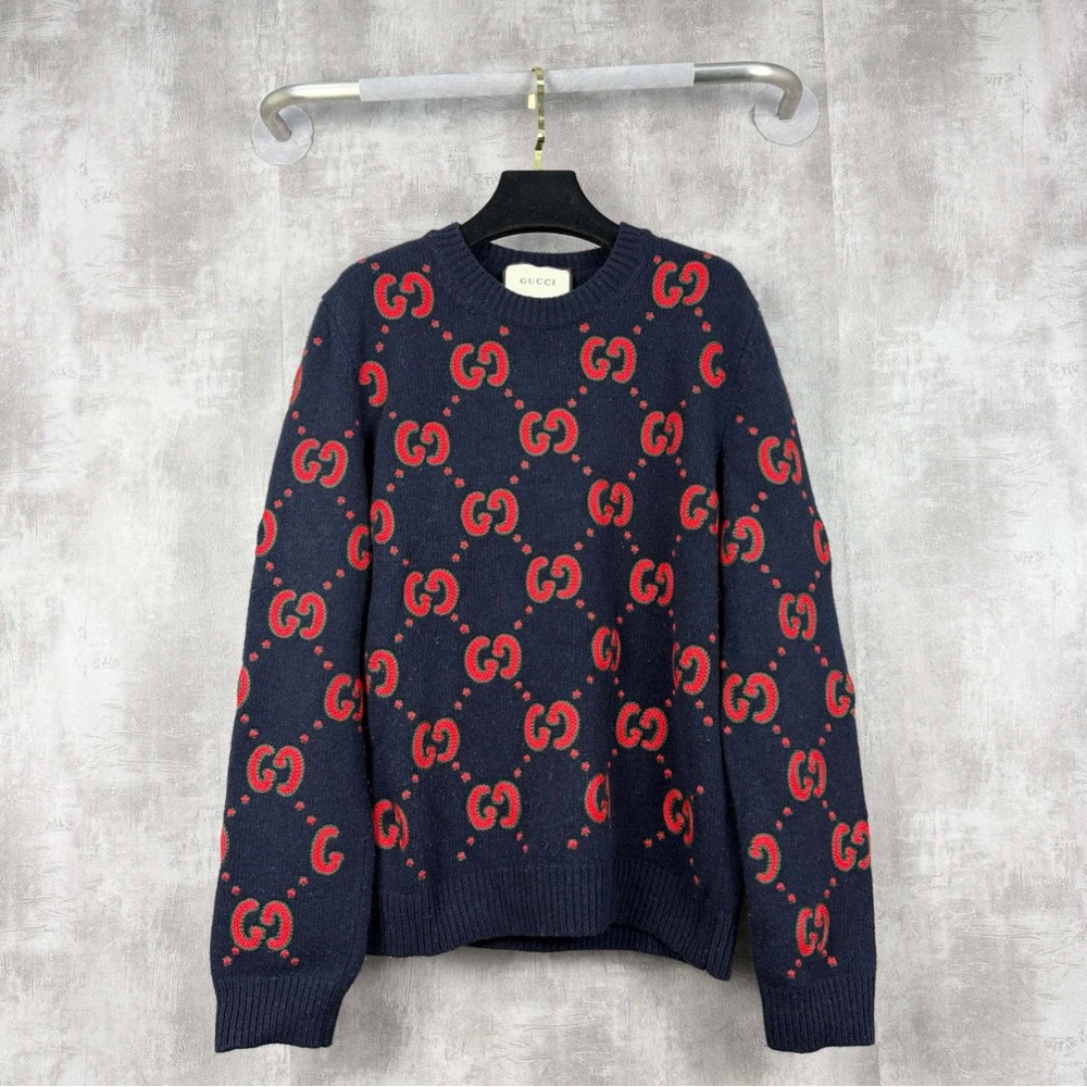 ❌sold❌Authentic Gucci Men's Sweater in Navy and Red